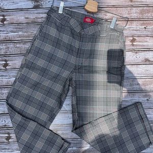 🌸SOLD🌸 Dickies Juniors Cropped High-waist pants